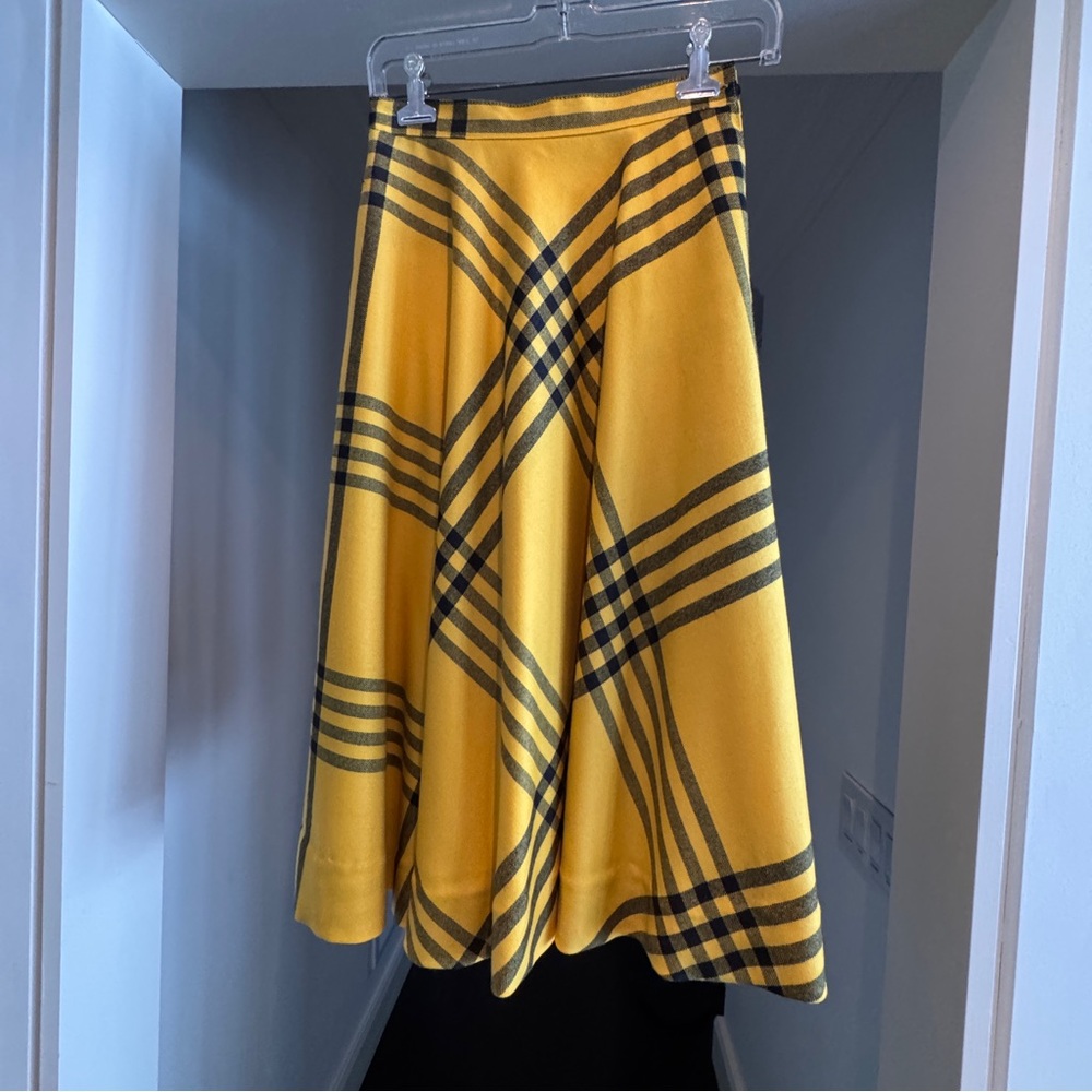 Women’s Full Flair Wool Skirt